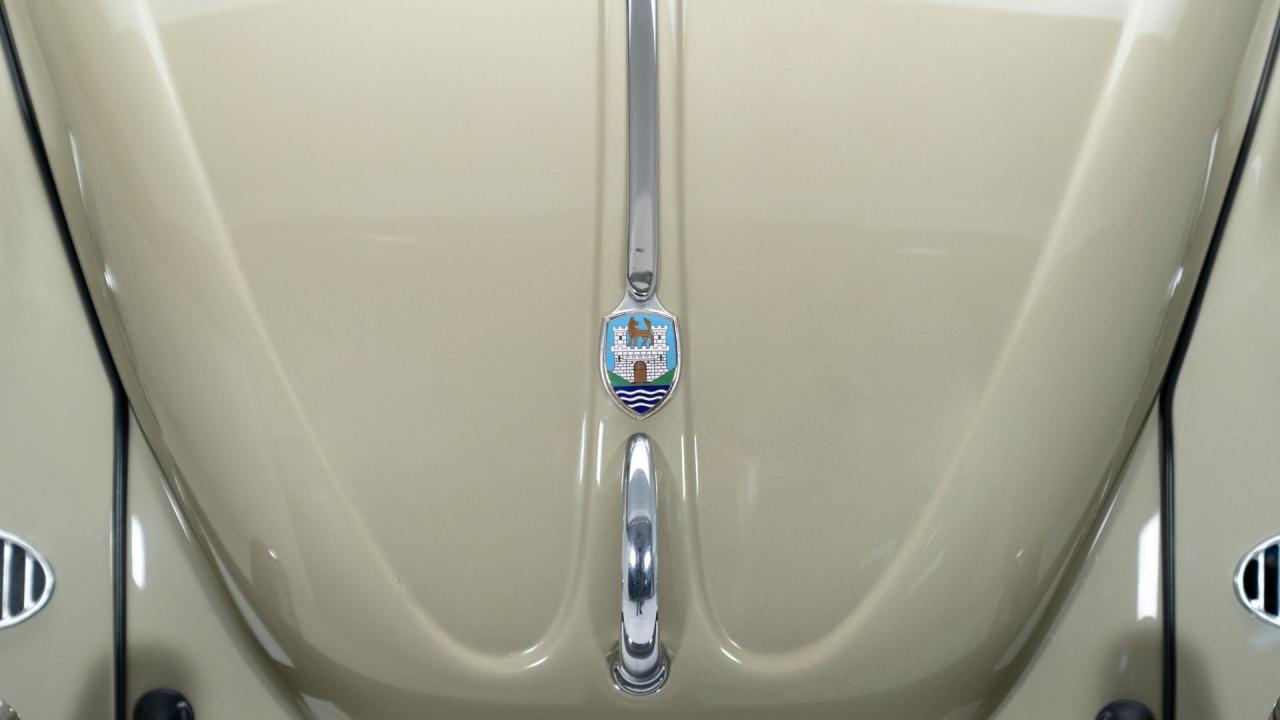 1955 Volkswagen Beetle De Luxe Sunroof Sedan