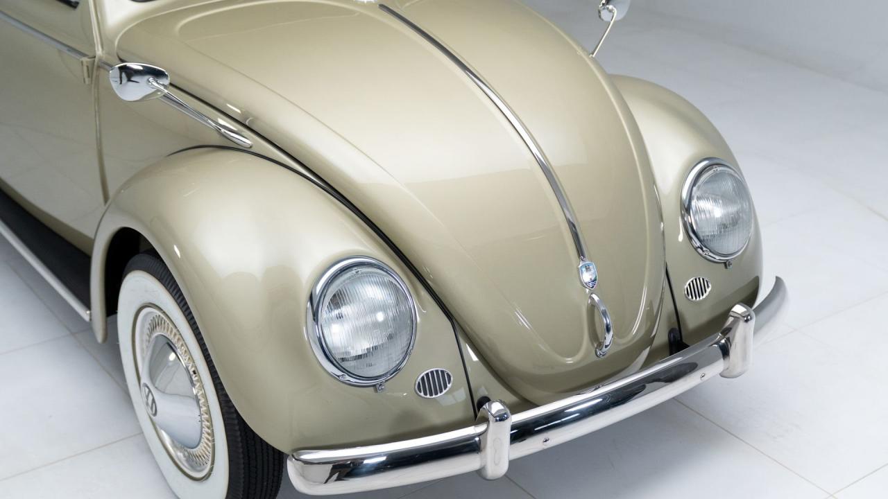 1955 Volkswagen Beetle De Luxe Sunroof Sedan
