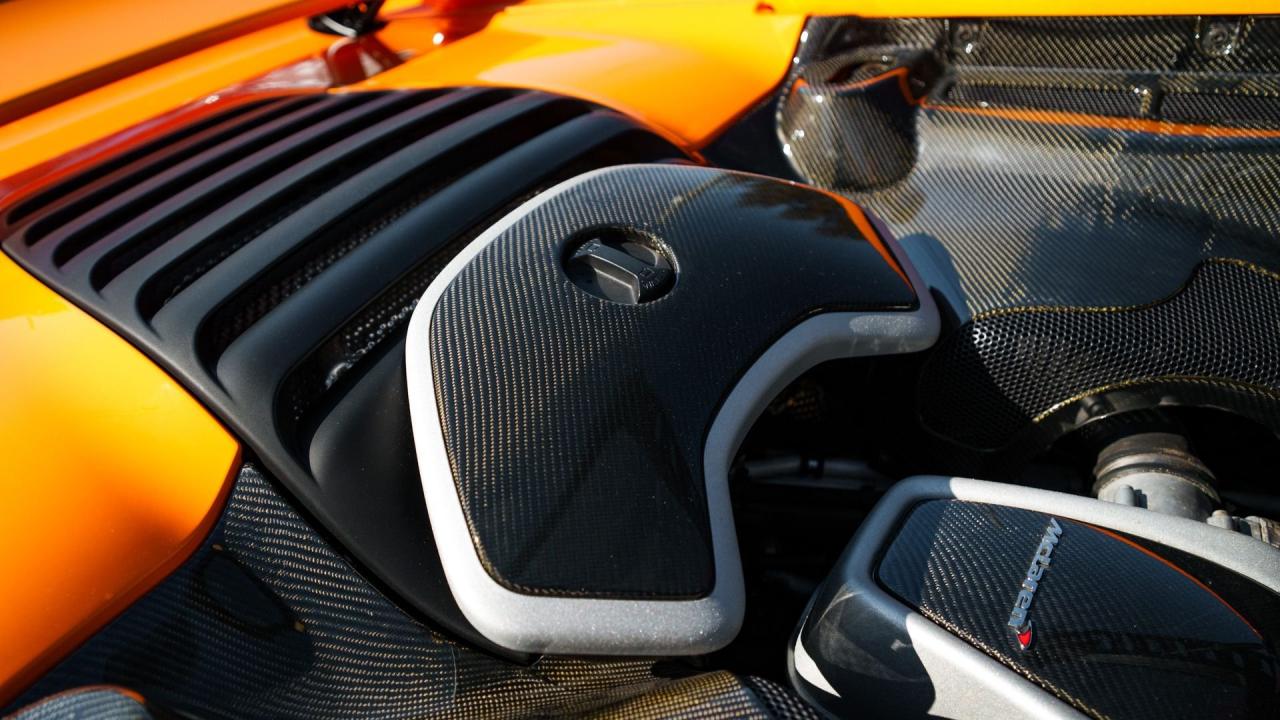 2012 Mclaren MP4-12C Coupe