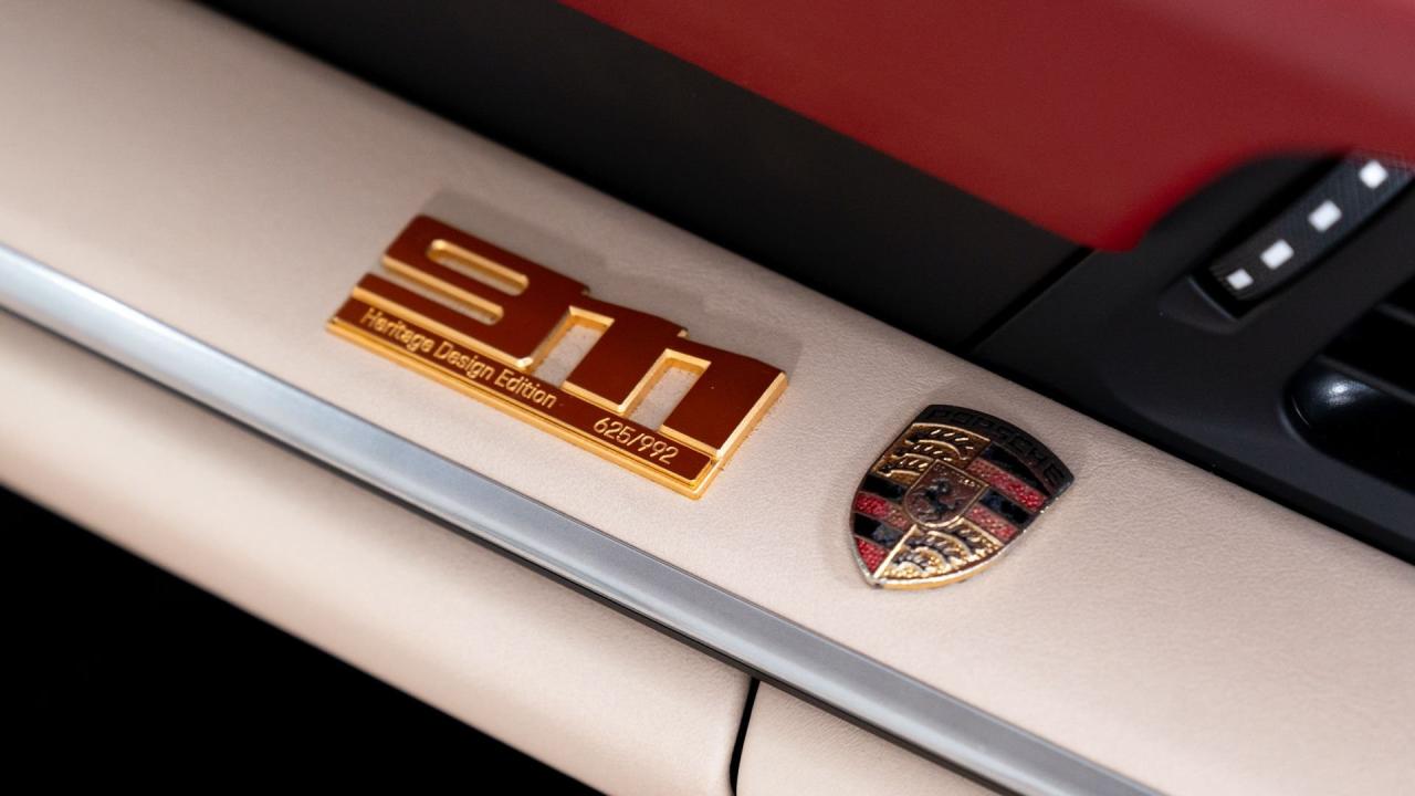 2021 Porsche 911 Targa 4S Heritage Design Edition