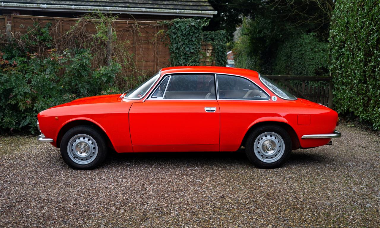 1976 Alfa Romeo GT 1600 Junior
