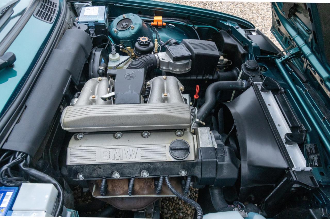 1993 BMW 316i Touring &ldquo;Design Edition&rdquo; with 47.000 kms