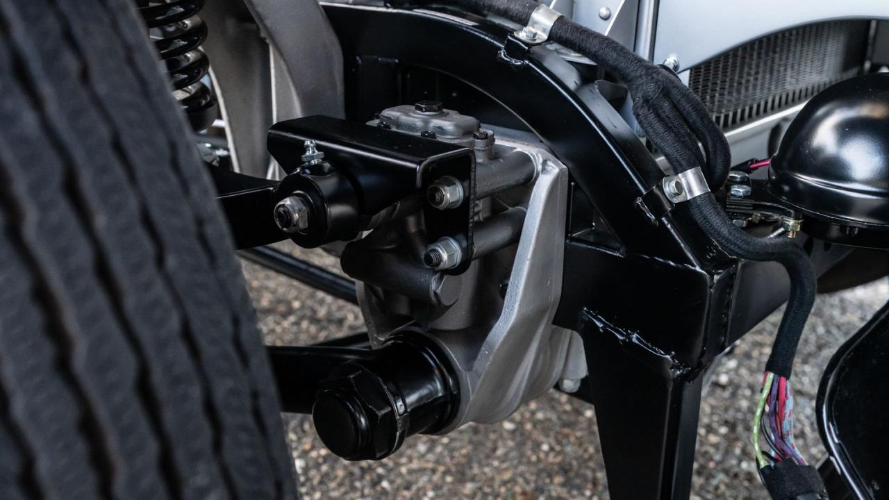 1950 Aston Martin DB2 Sports Saloon