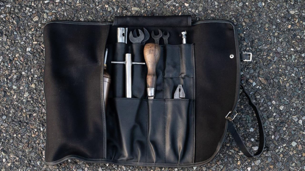 1950 Aston Martin DB2 Sports Saloon