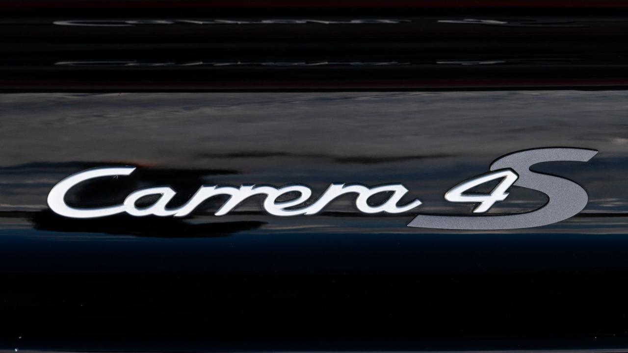 1997 Porsche 911 Carrera 4S