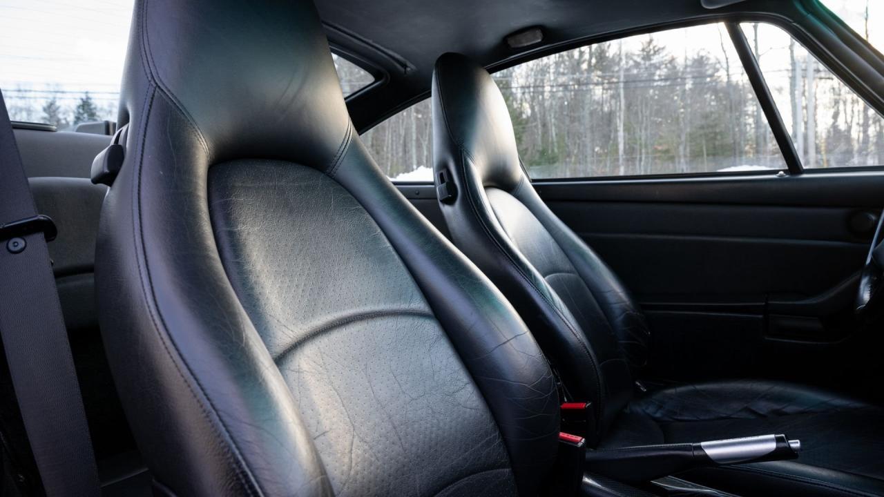 1997 Porsche 911 Carrera 4S