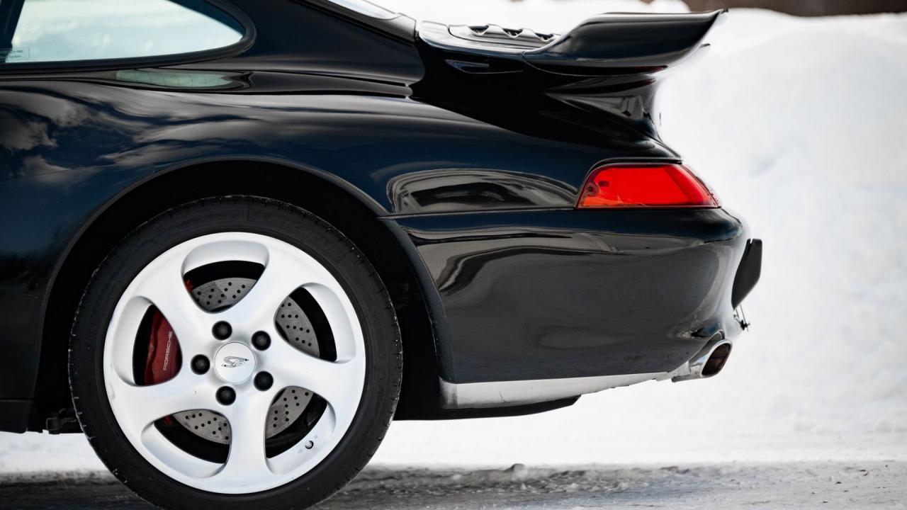 1997 Porsche 911 Carrera 4S