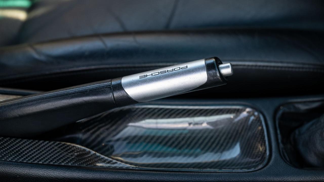 1997 Porsche 911 Carrera 4S