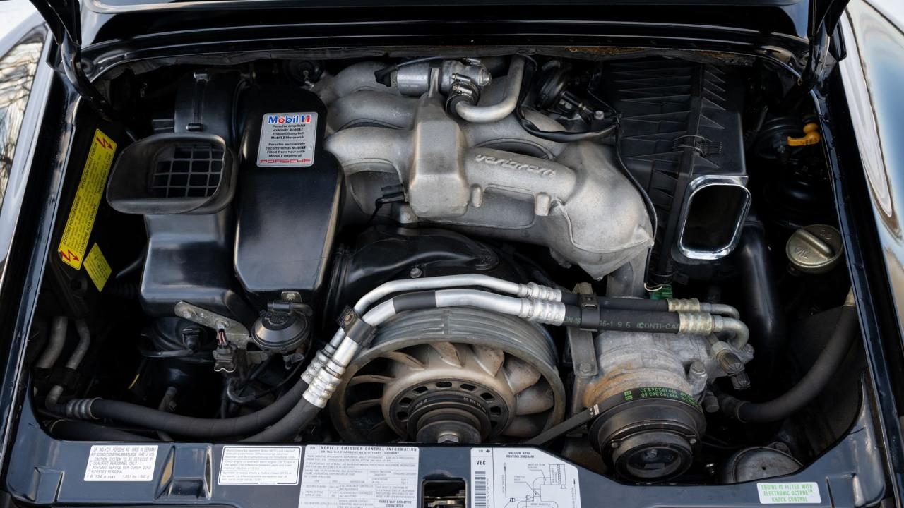 1997 Porsche 911 Carrera 4S