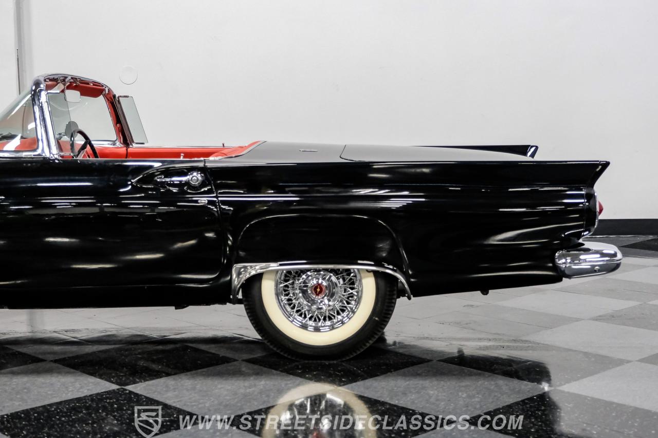 1957 Ford Thunderbird