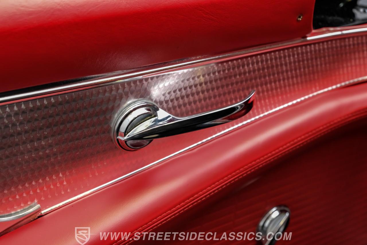 1957 Ford Thunderbird