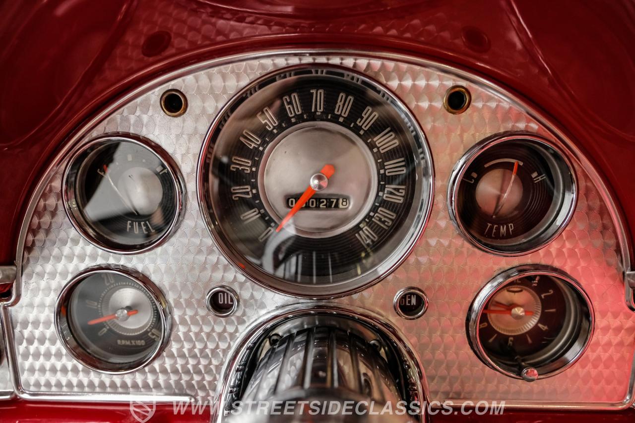 1957 Ford Thunderbird