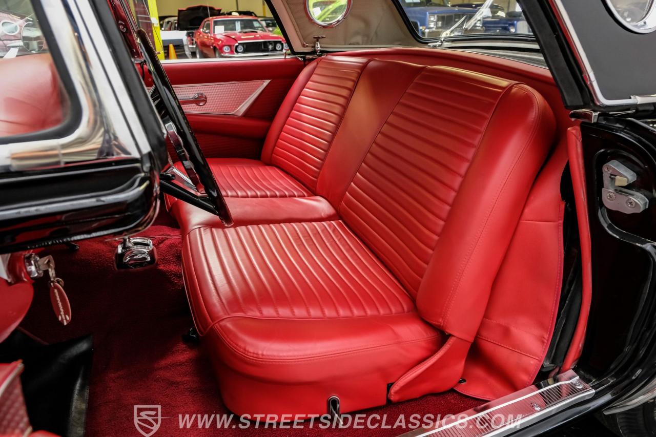 1957 Ford Thunderbird