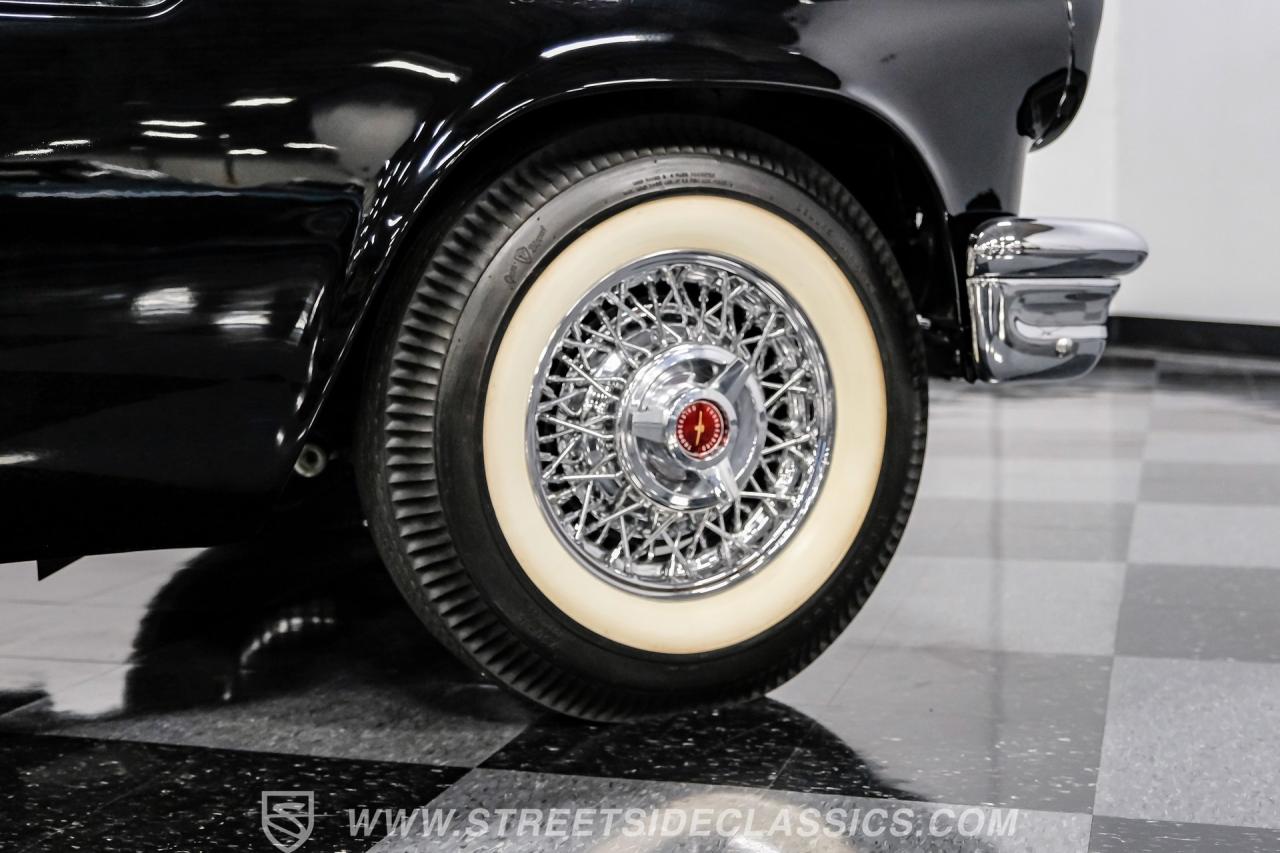 1957 Ford Thunderbird