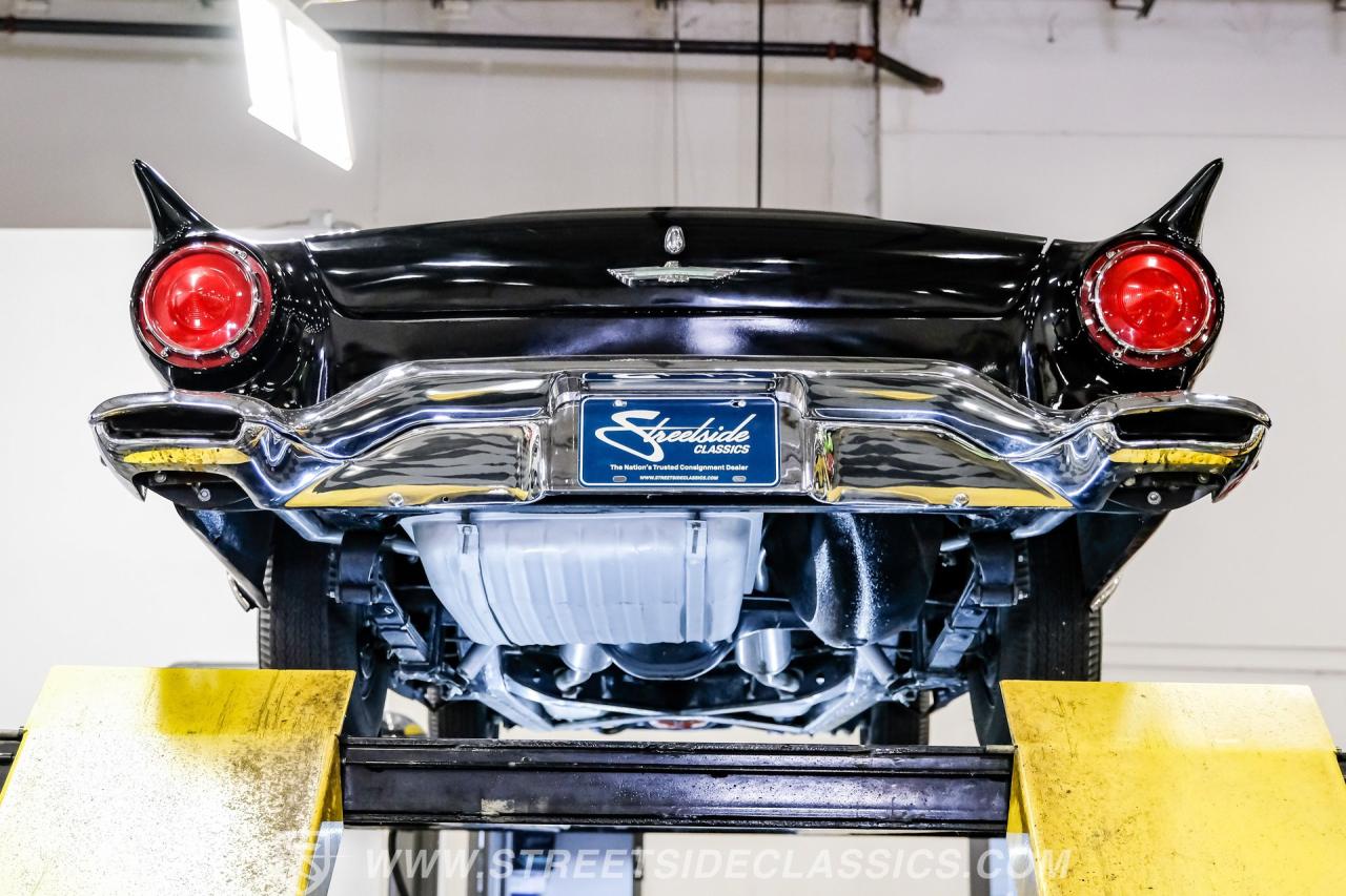 1957 Ford Thunderbird