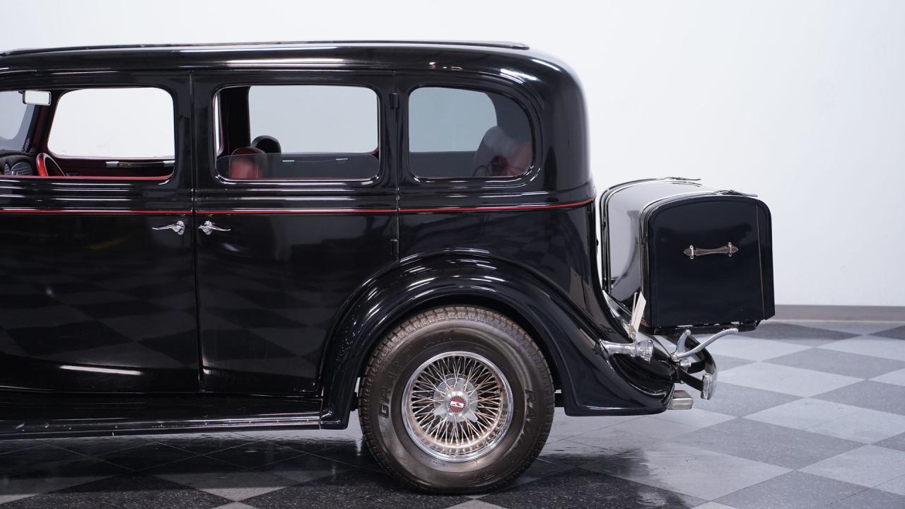 1933 Buick Series 50 Model 57