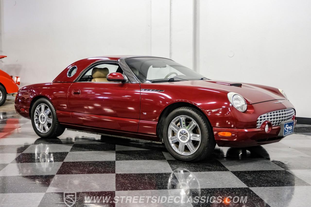 2004 Ford Thunderbird