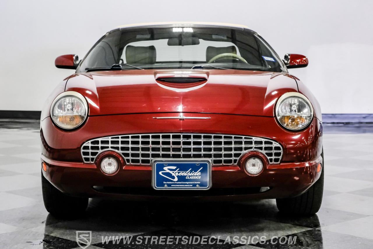 2004 Ford Thunderbird