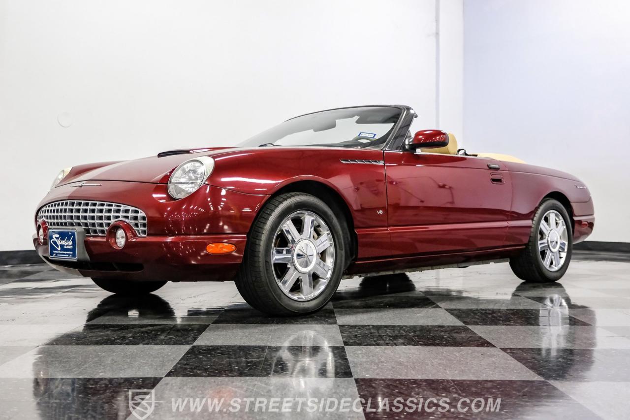 2004 Ford Thunderbird