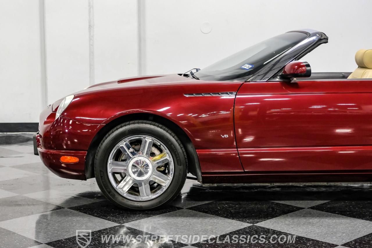 2004 Ford Thunderbird