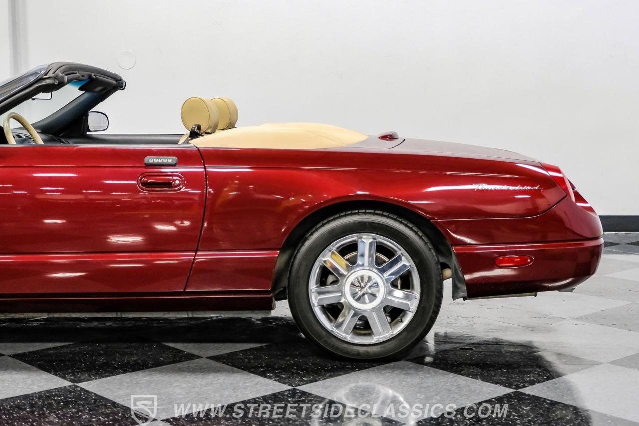 2004 Ford Thunderbird