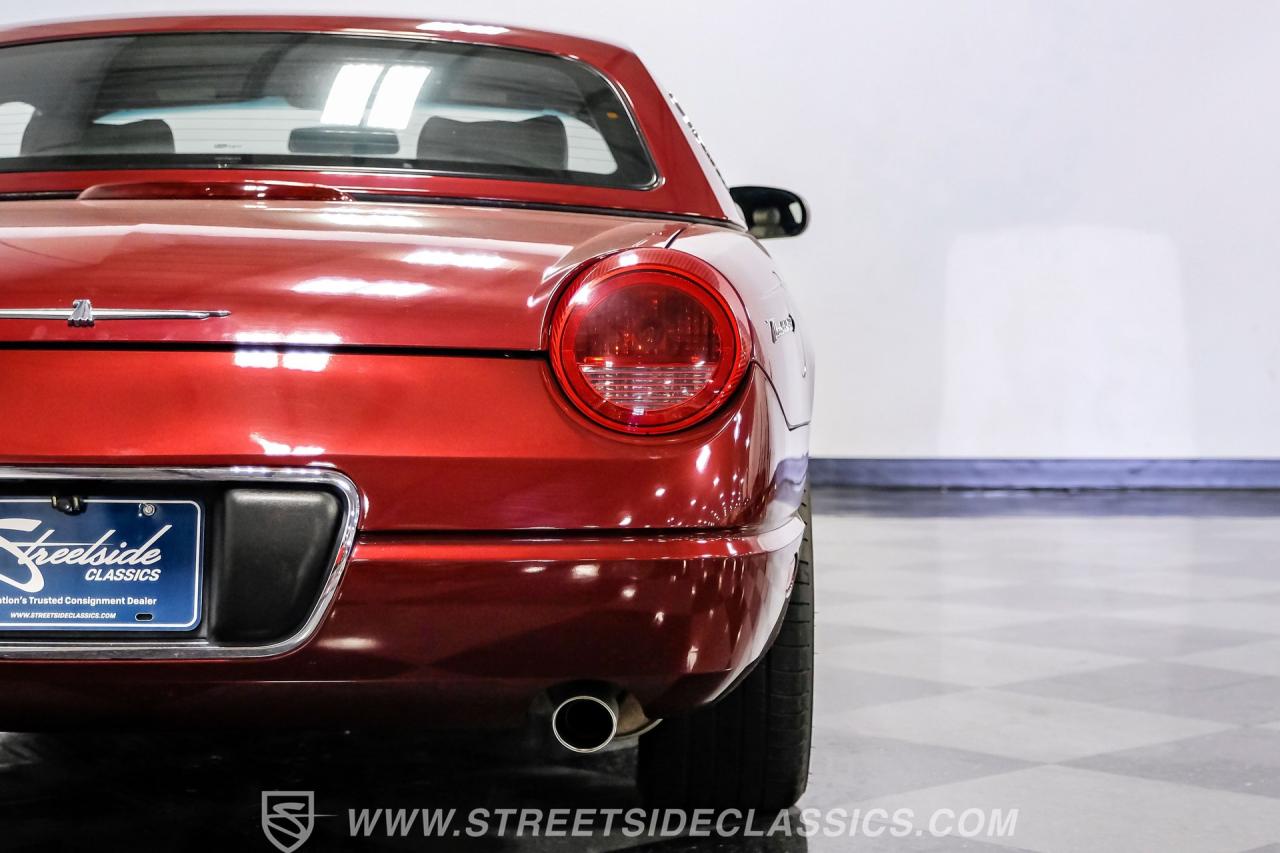 2004 Ford Thunderbird