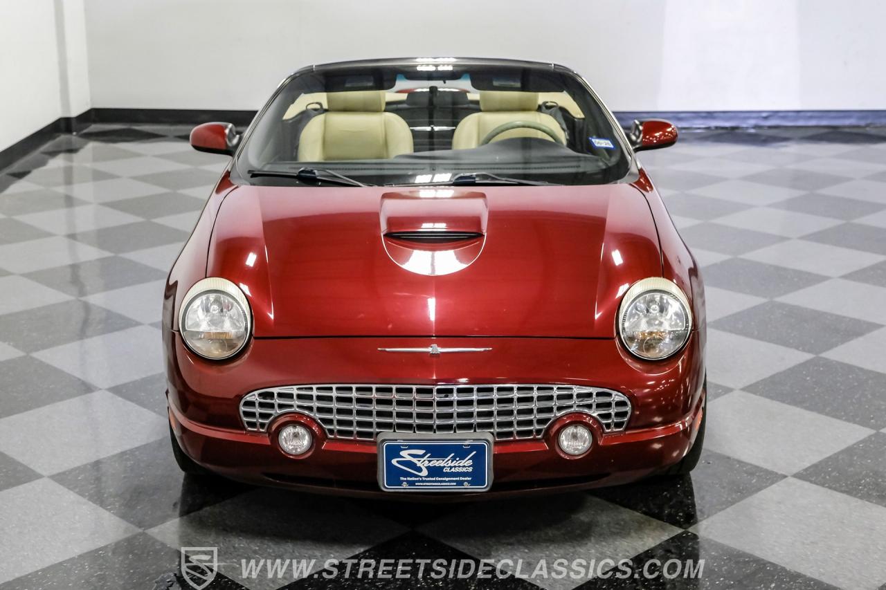 2004 Ford Thunderbird
