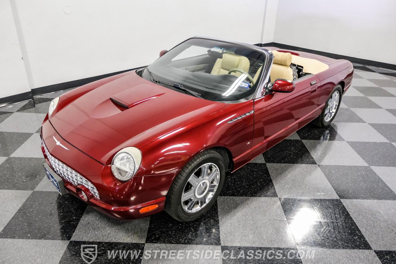 2004 Ford Thunderbird