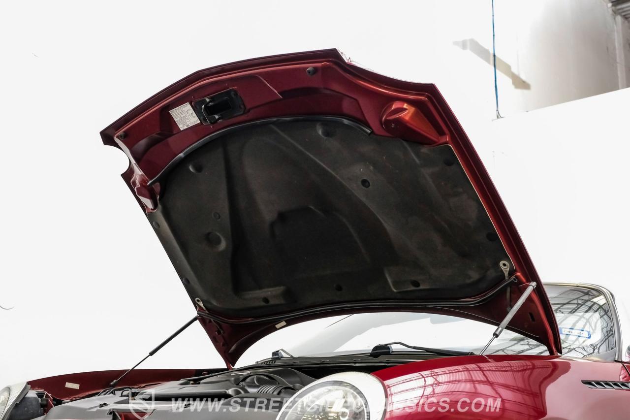 2004 Ford Thunderbird