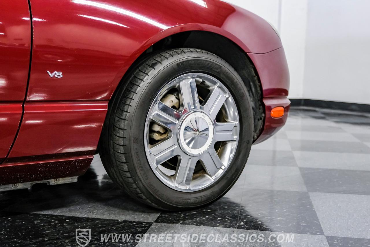 2004 Ford Thunderbird