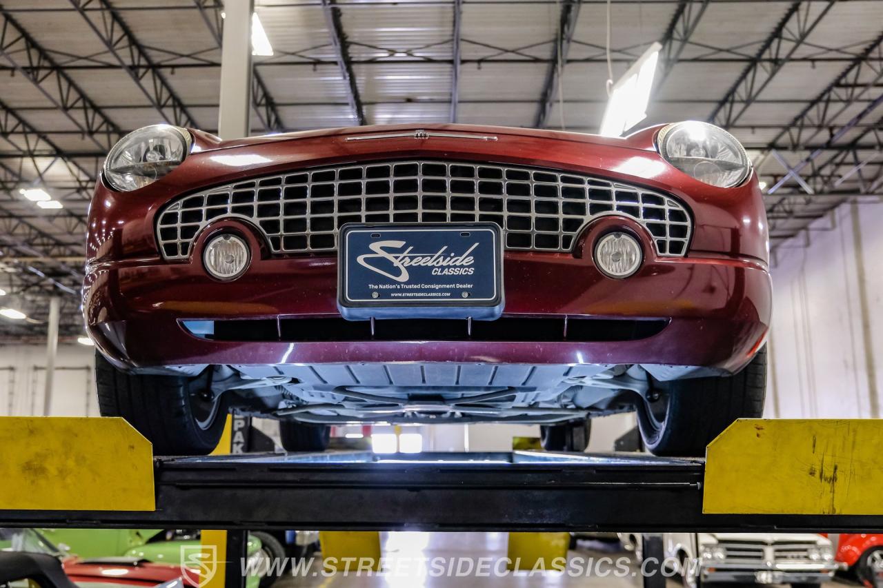 2004 Ford Thunderbird