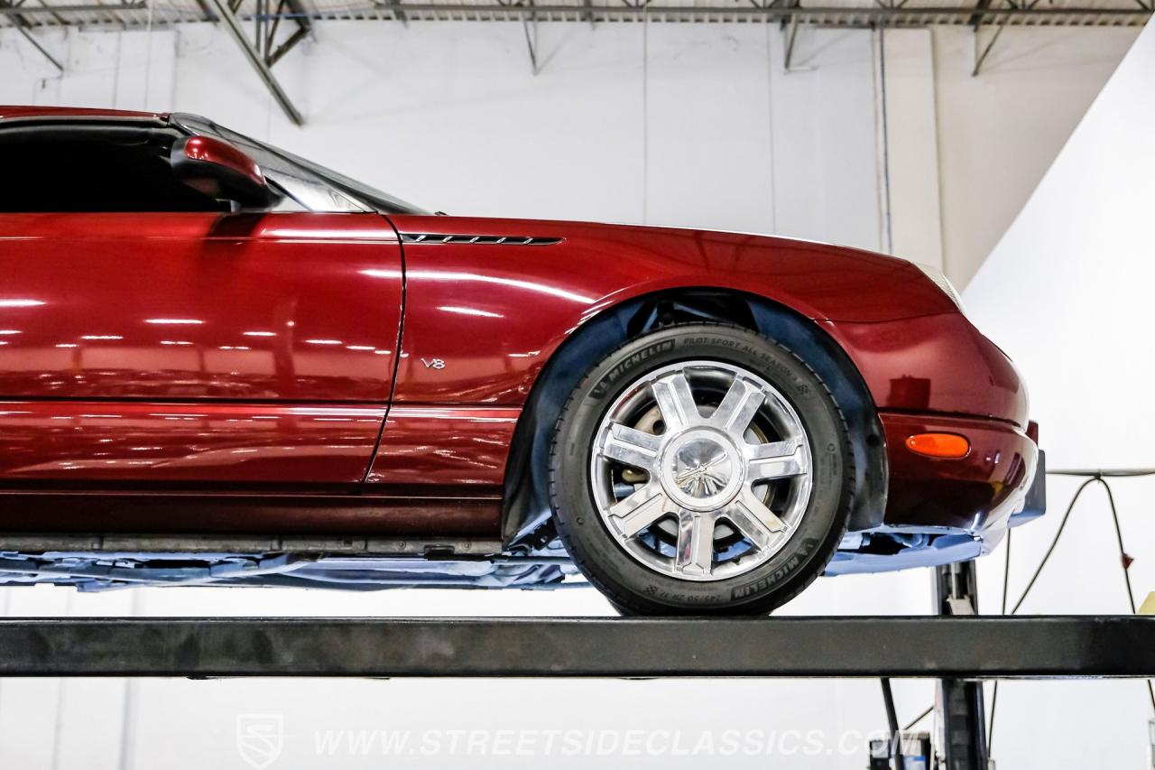 2004 Ford Thunderbird