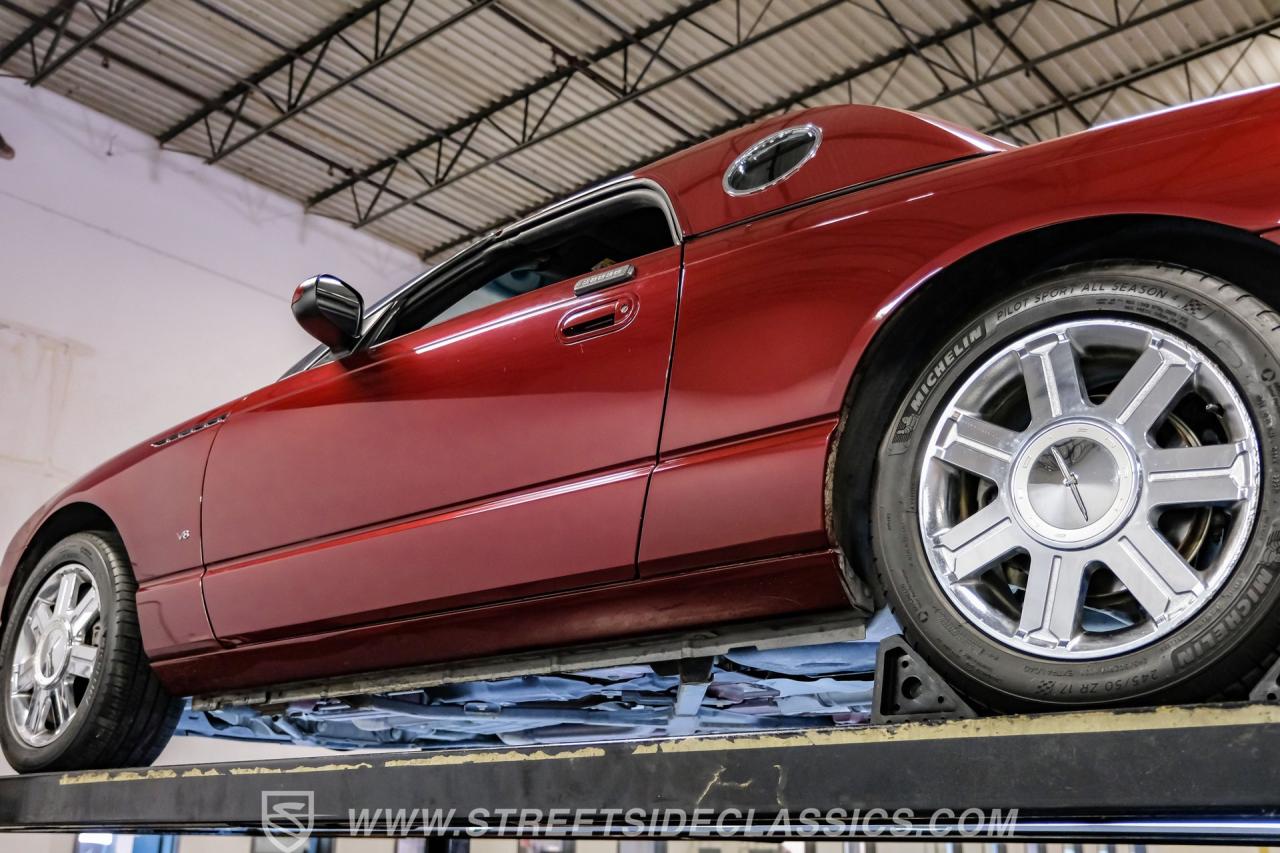 2004 Ford Thunderbird