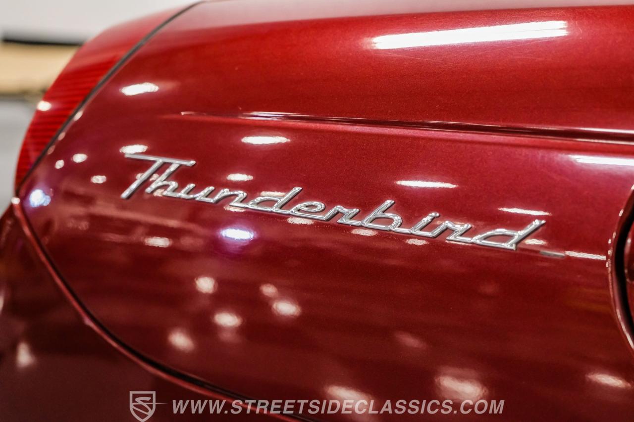 2004 Ford Thunderbird