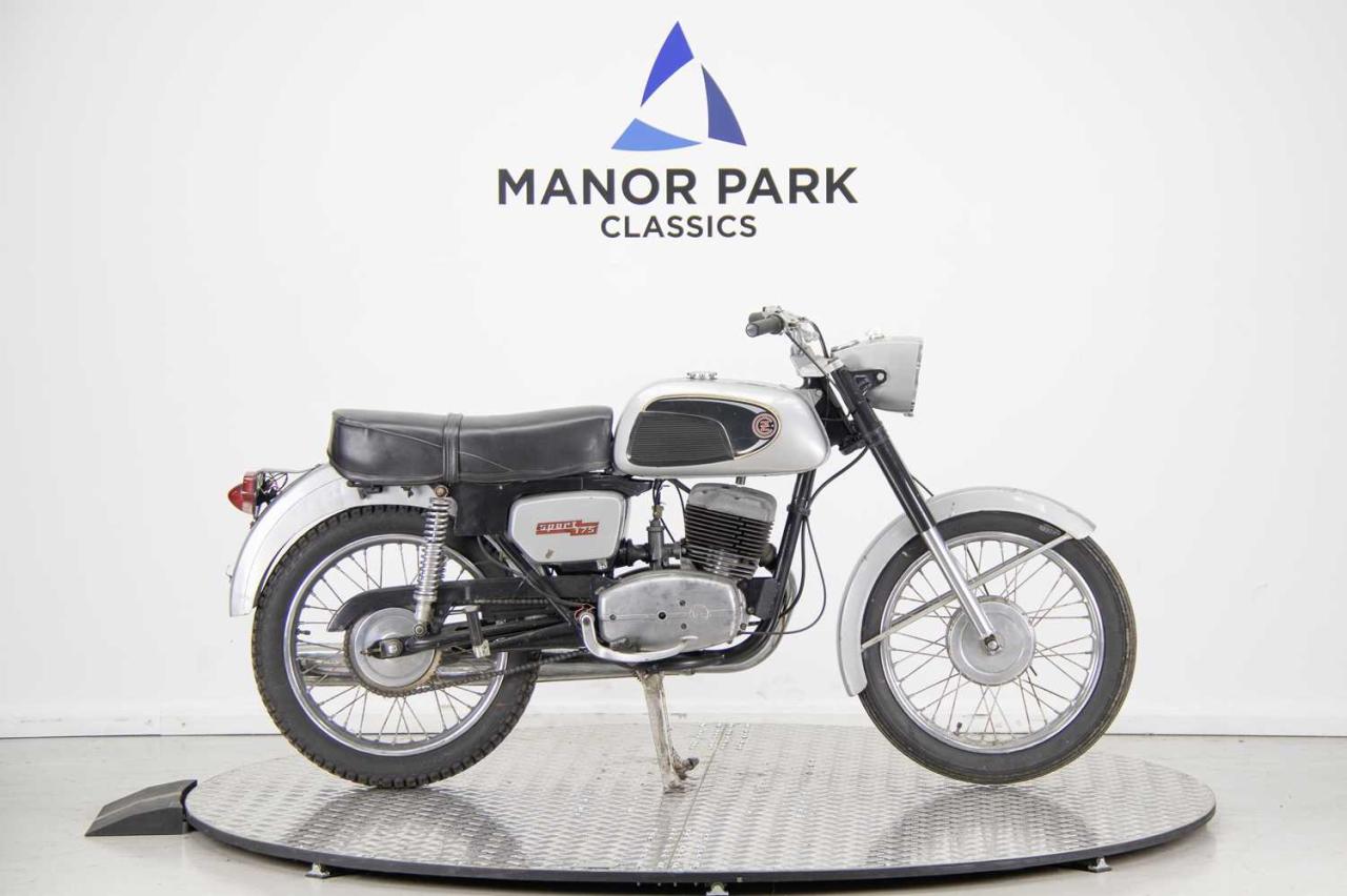 1972 CZ 175 Sport