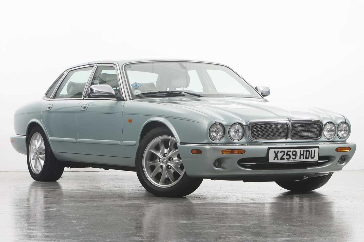 2000 Jaguar XJ 3.2 Executive