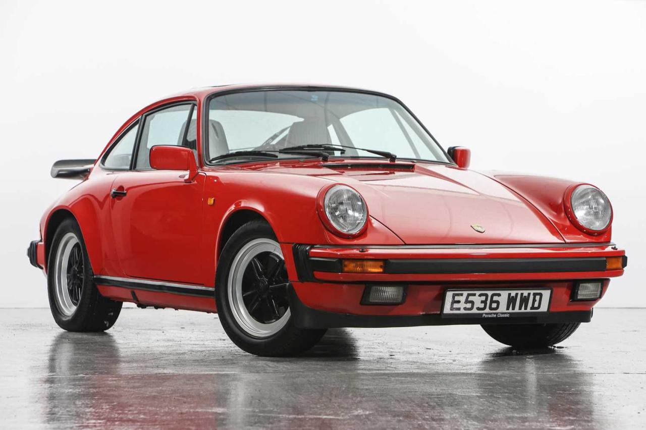 1988 Porsche 911 3.2 Carrera Sport Coupe