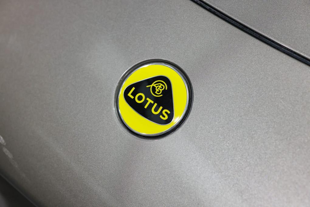 2024 Lotus Emira