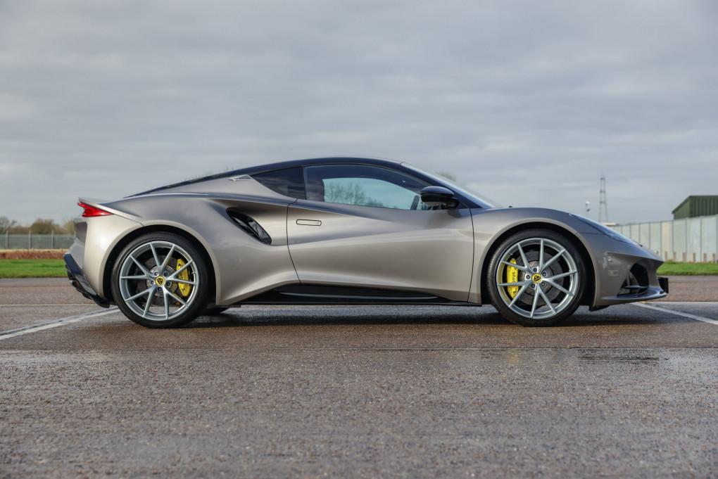 2024 Lotus Emira