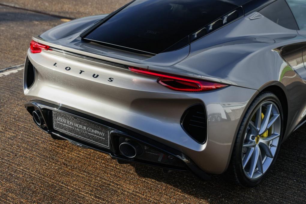 2024 Lotus Emira