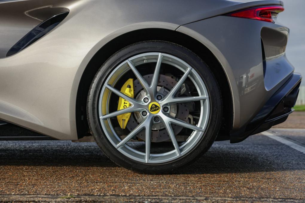 2024 Lotus Emira