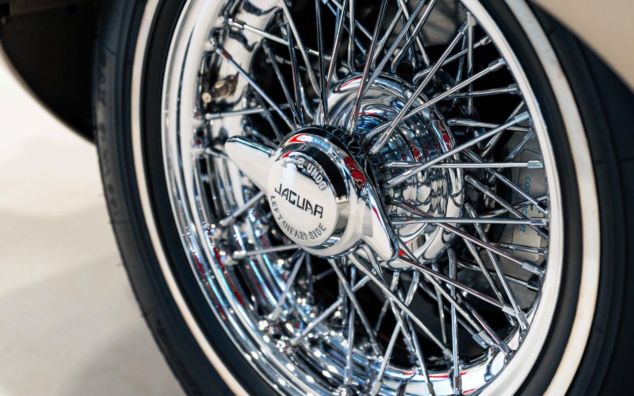 1966 Jaguar E-Type Series 1 Roadster