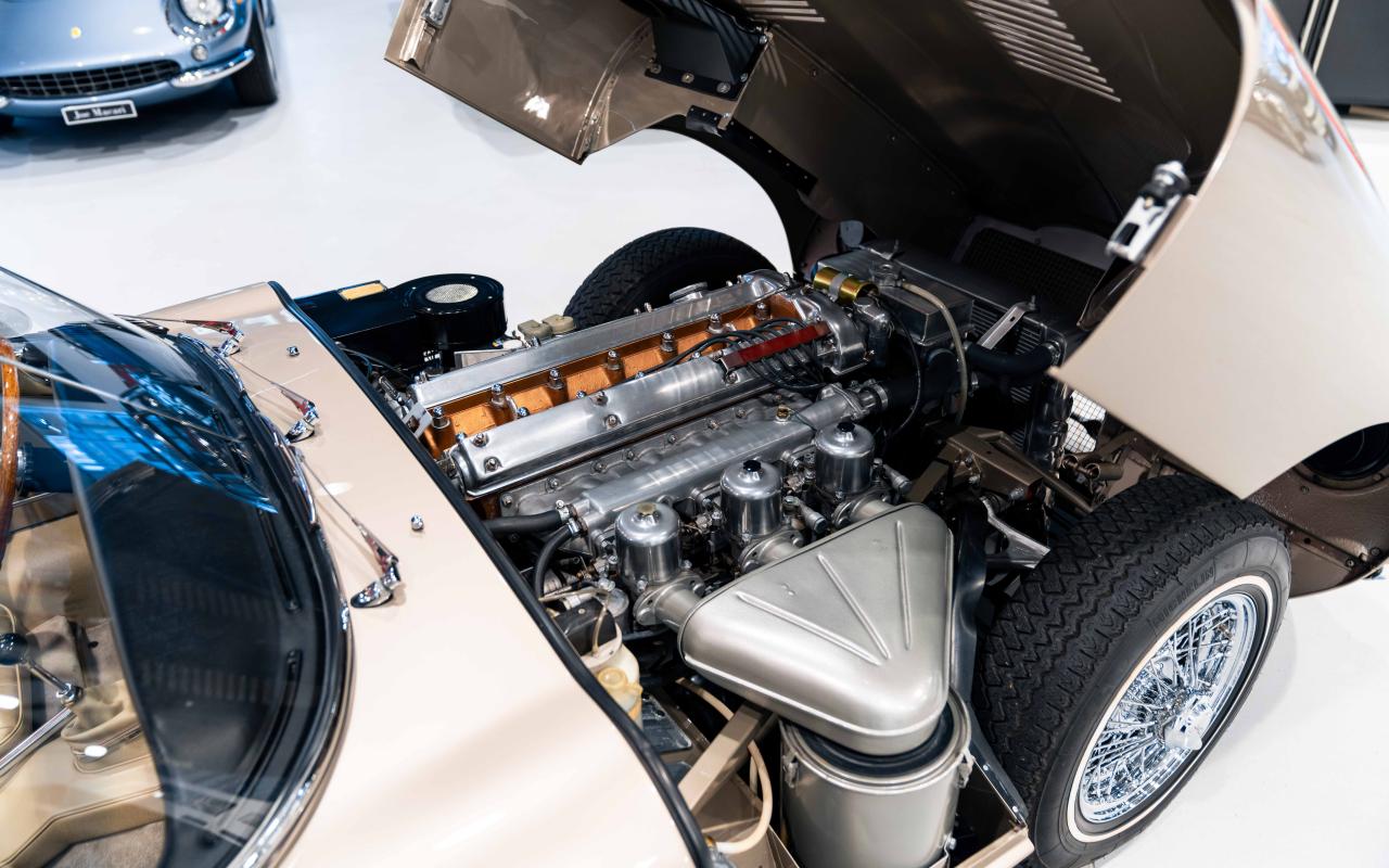 1966 Jaguar E-Type Series 1 Roadster