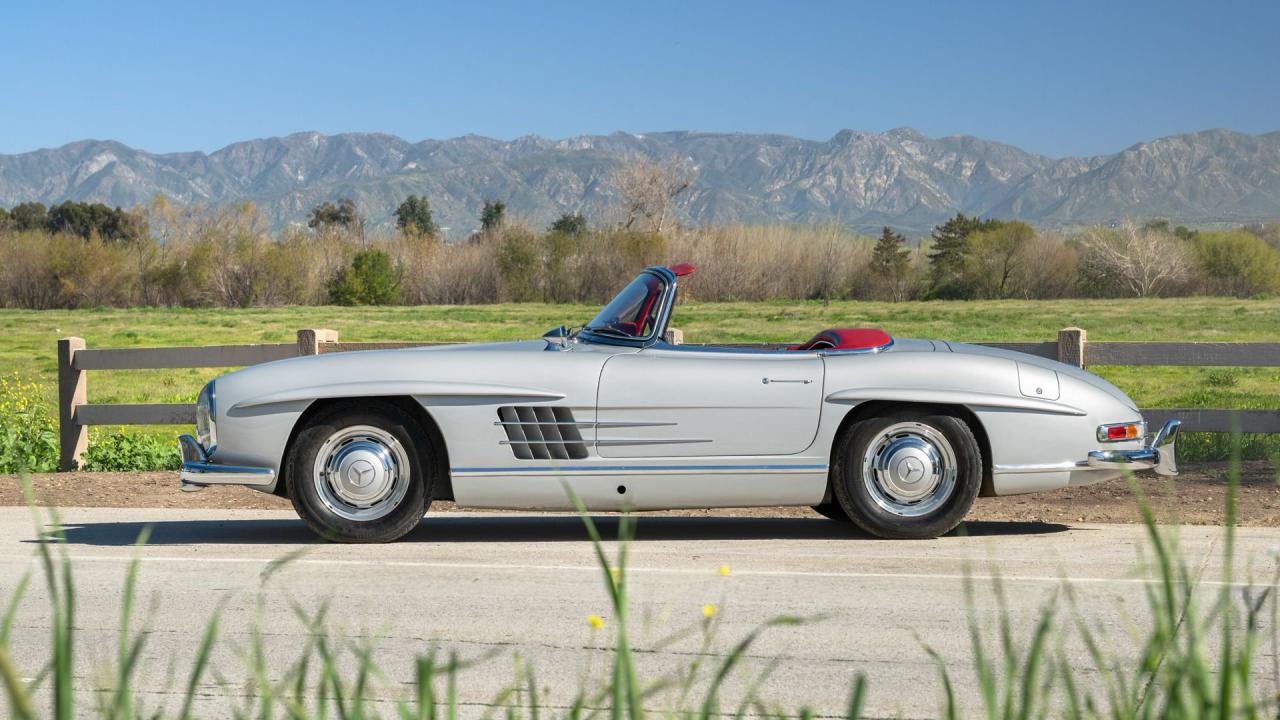 1960 Mercedes - Benz 300 SL Roadster