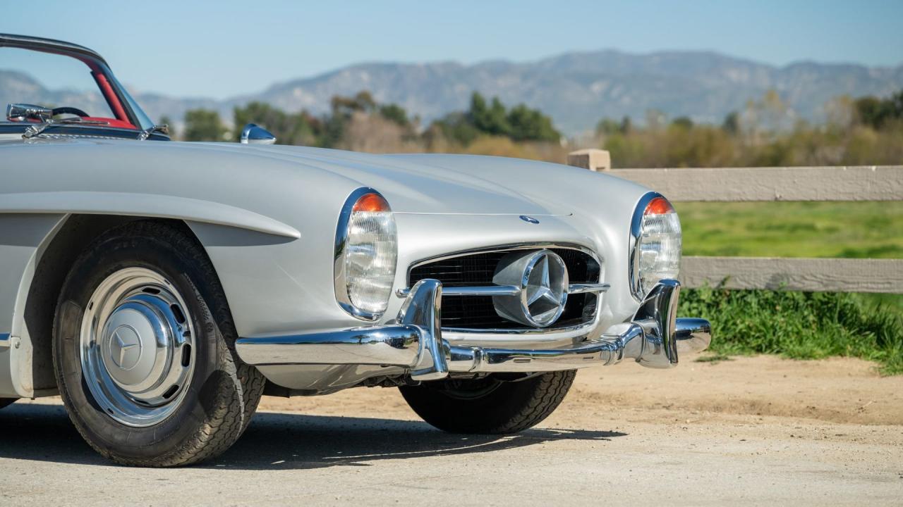 1960 Mercedes - Benz 300 SL Roadster