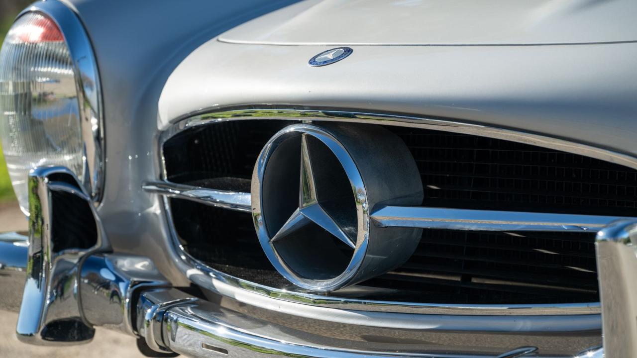 1960 Mercedes - Benz 300 SL Roadster