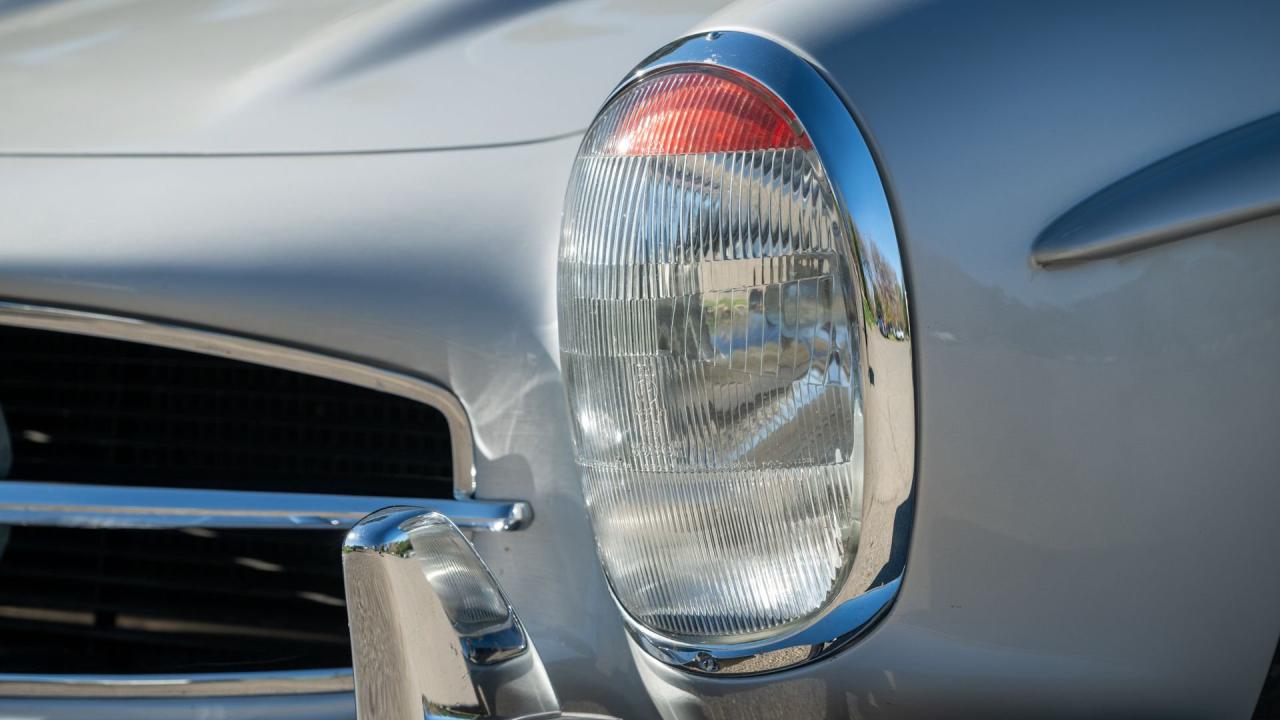 1960 Mercedes - Benz 300 SL Roadster