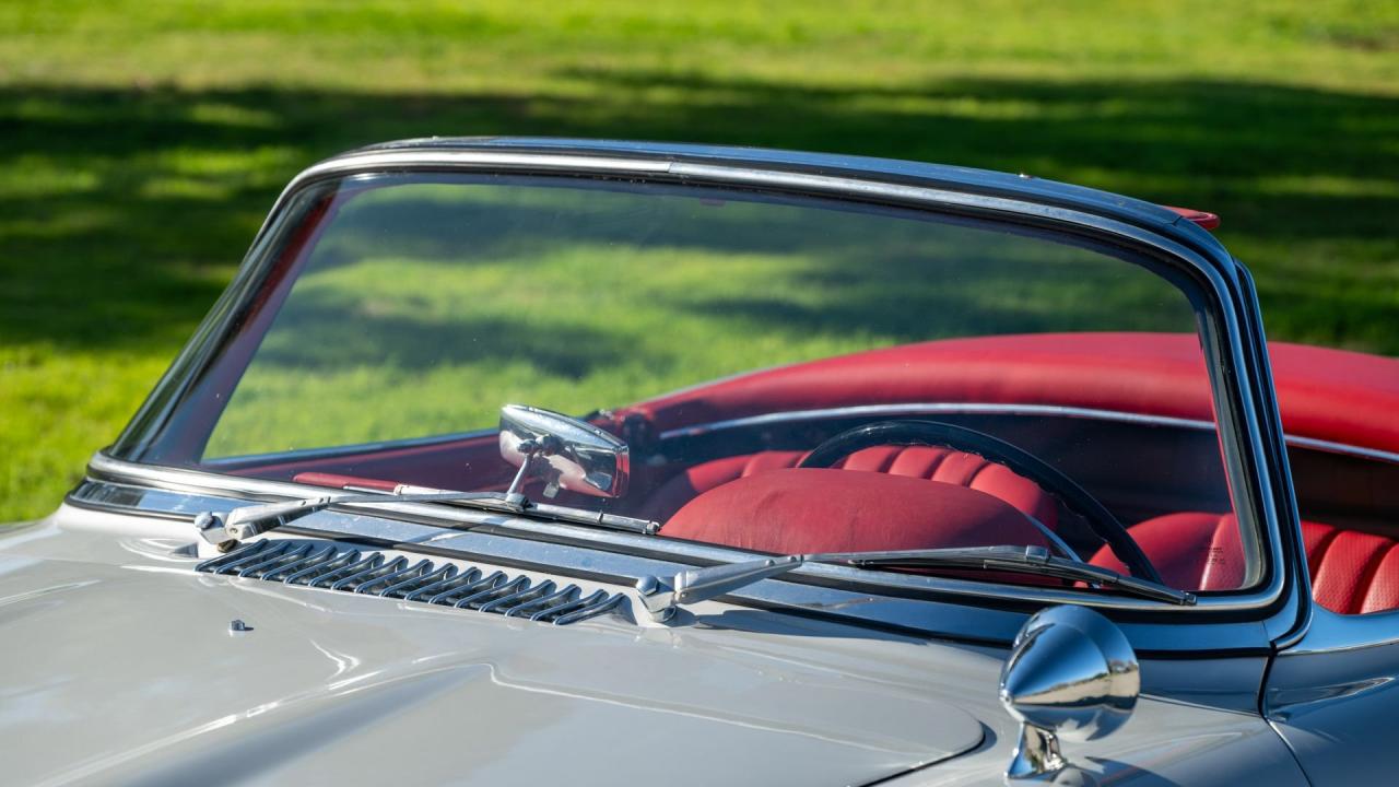 1960 Mercedes - Benz 300 SL Roadster