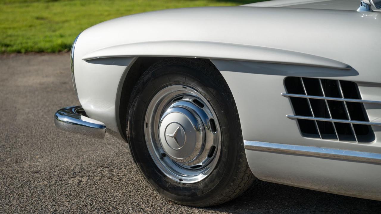 1960 Mercedes - Benz 300 SL Roadster