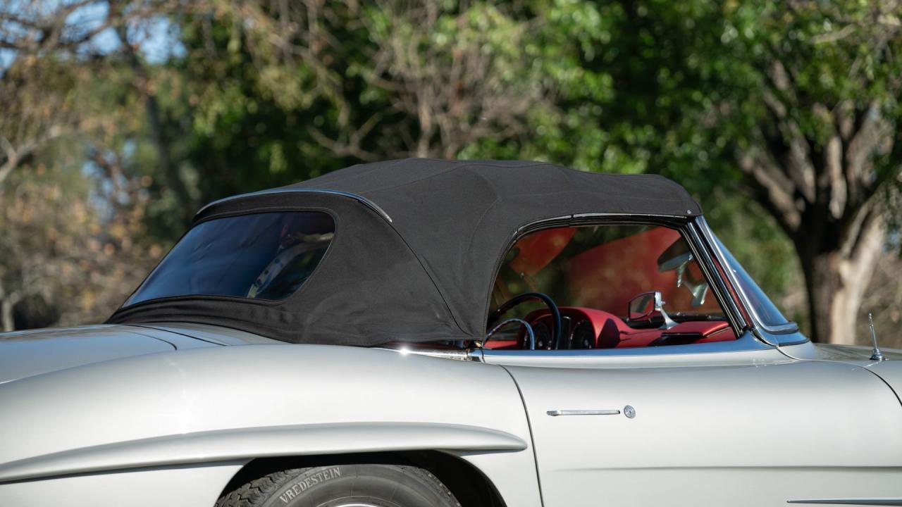 1960 Mercedes - Benz 300 SL Roadster
